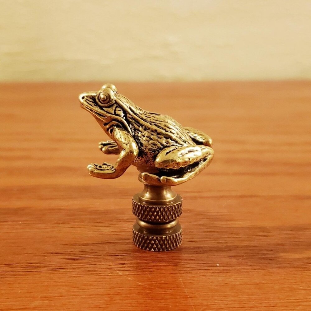 Frog Lamp Finial Shade Topper Retro Detailed Brass Whimsical 1.75" x 1.50"